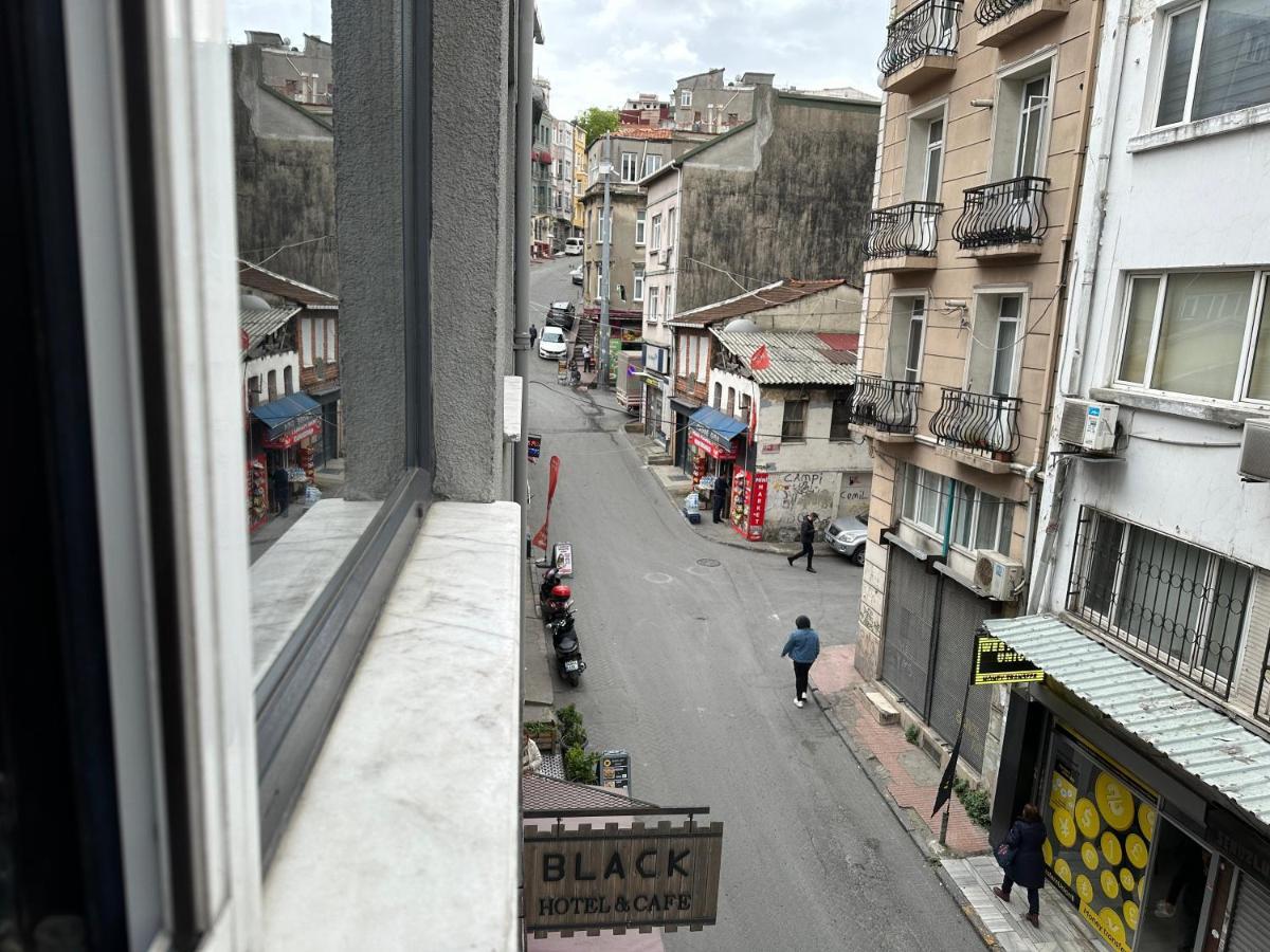Hotel Black Art *