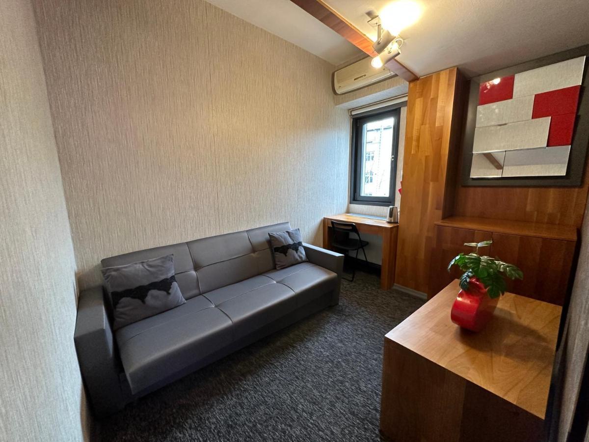 Hotel Black Art *