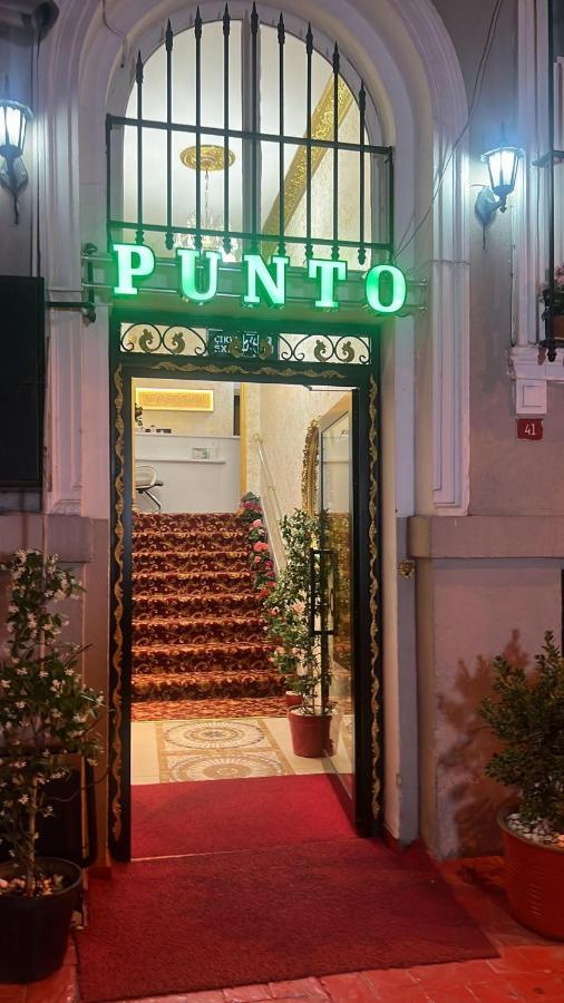 Punto * Istanbul