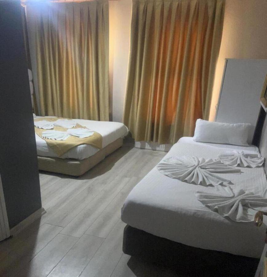Hotel Old Family