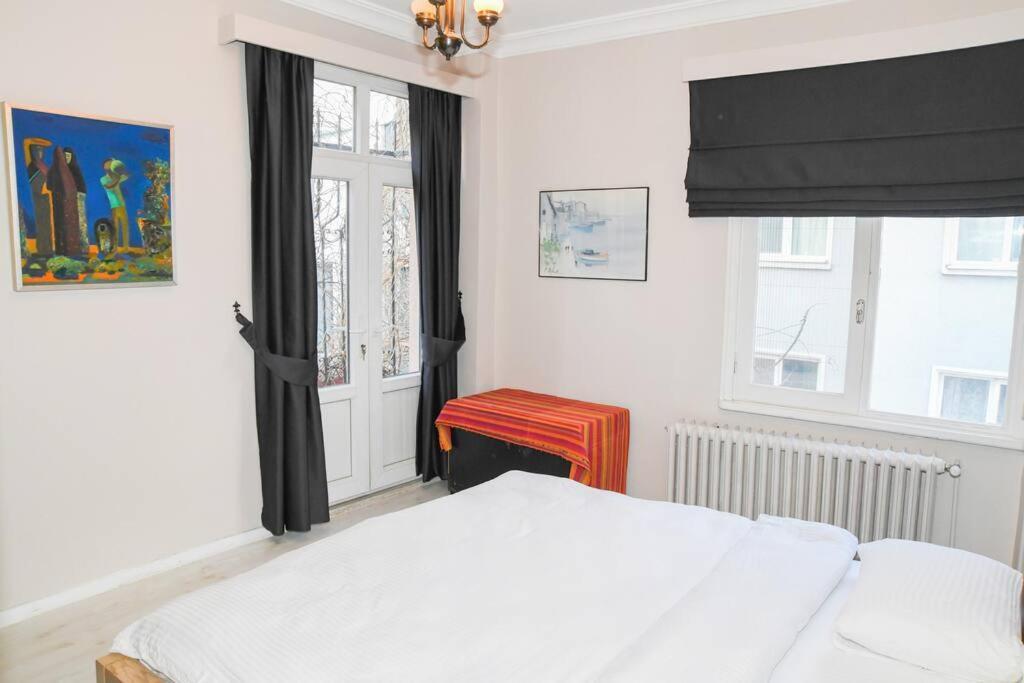 Wonder Homes- Spectacular View 6br, 2ba, Rooftop Istanbul