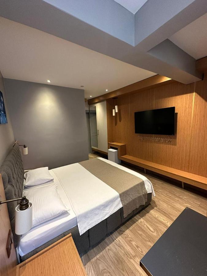 Ada Life Otel *