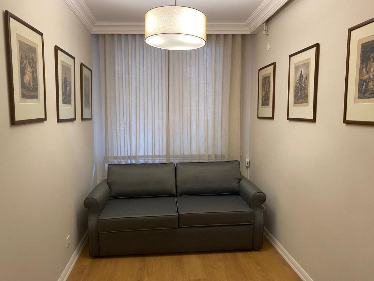 Spacious Luxury Flat In The Heart Of *