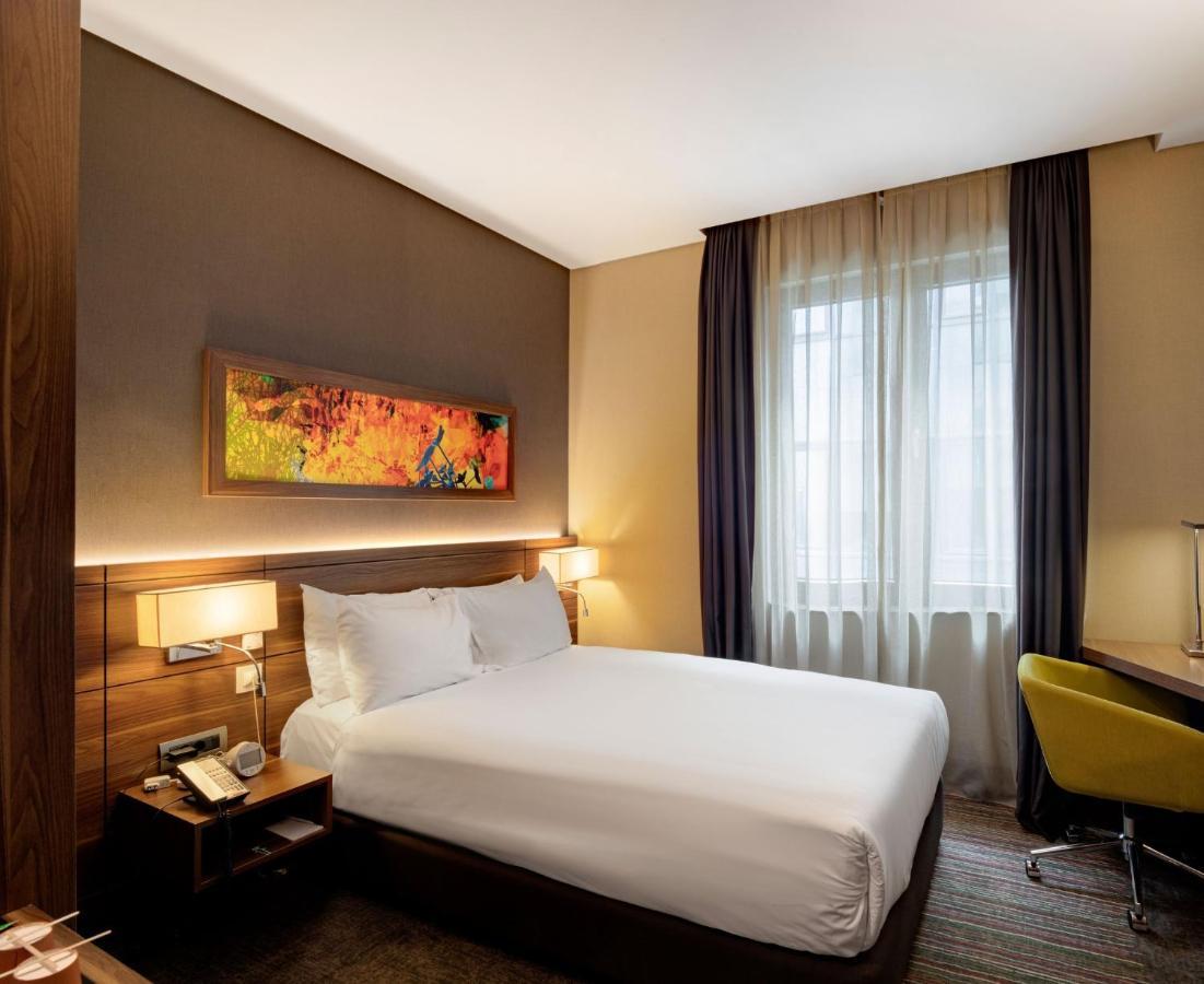 - Kadikoy By Ihg Hotel