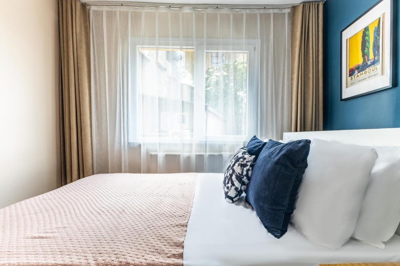 Minimalist Flat 5 Min To Taksim Square * Istambul