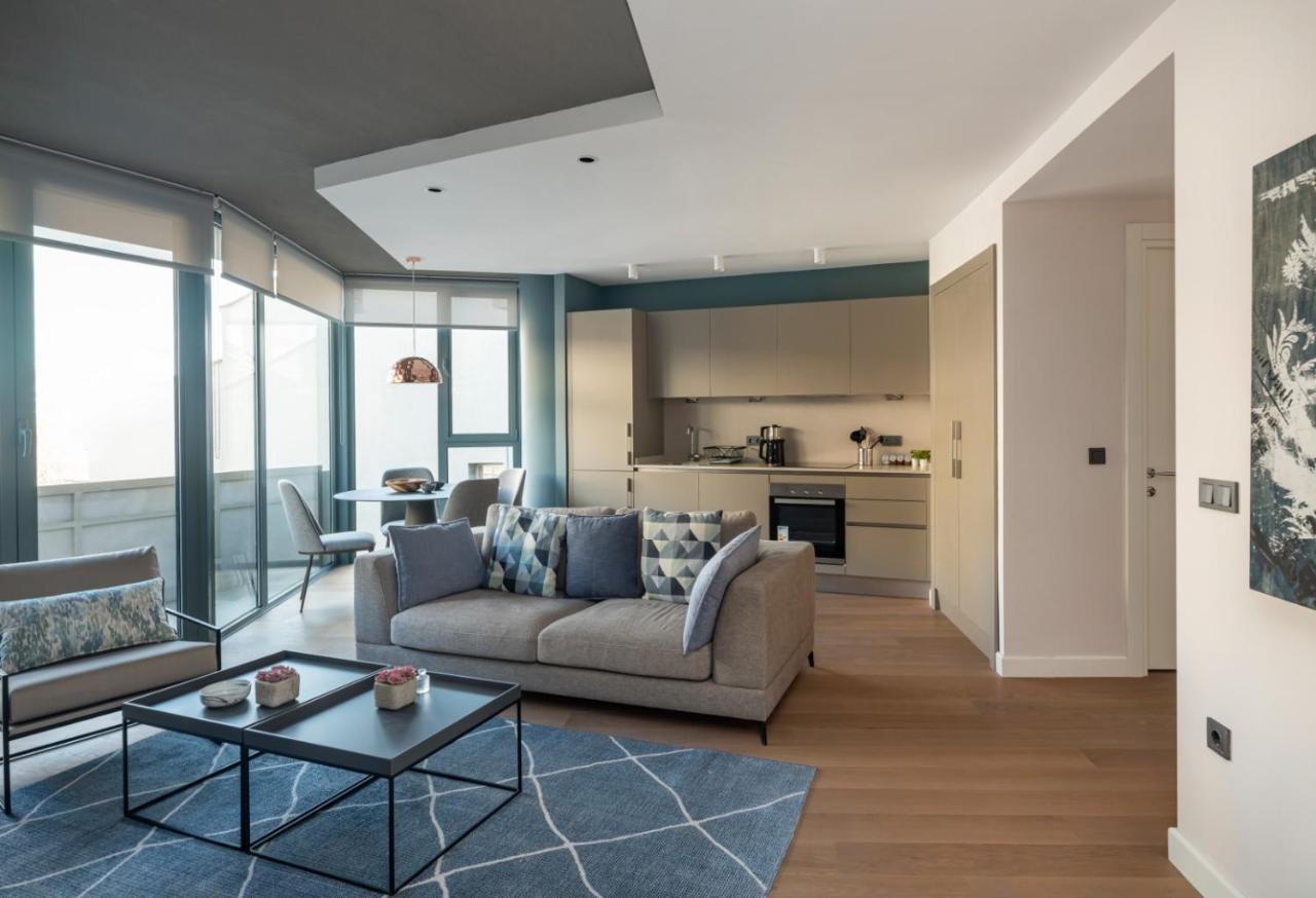 Bright Modern 1bd Brand New Scenic Balcony! #66 * Istanbul