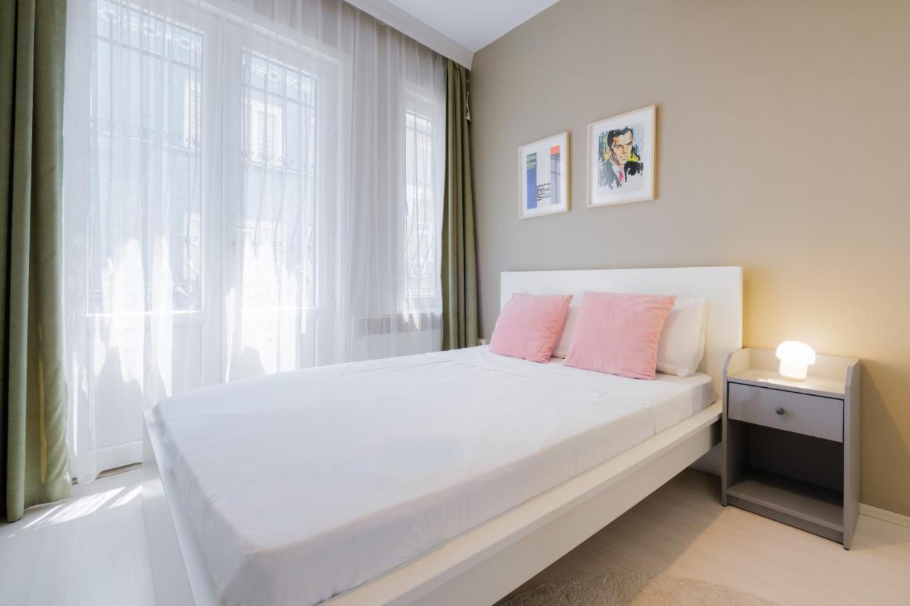 Centrally Located Chic Flat Near Macka Park Apartment