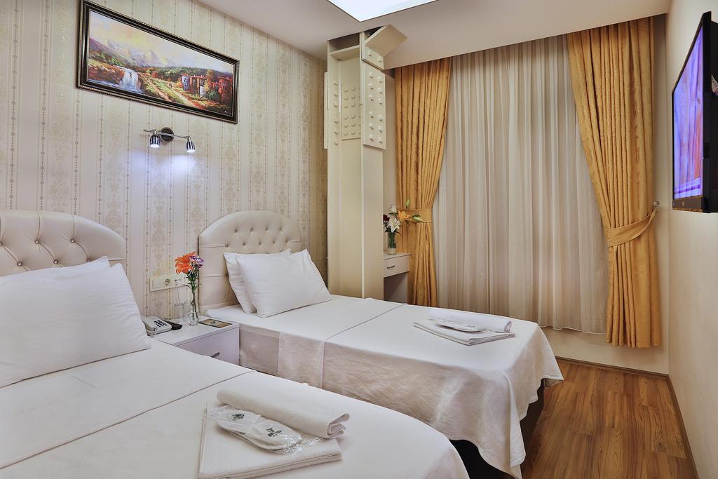 Taxim Hg Hotel 2*