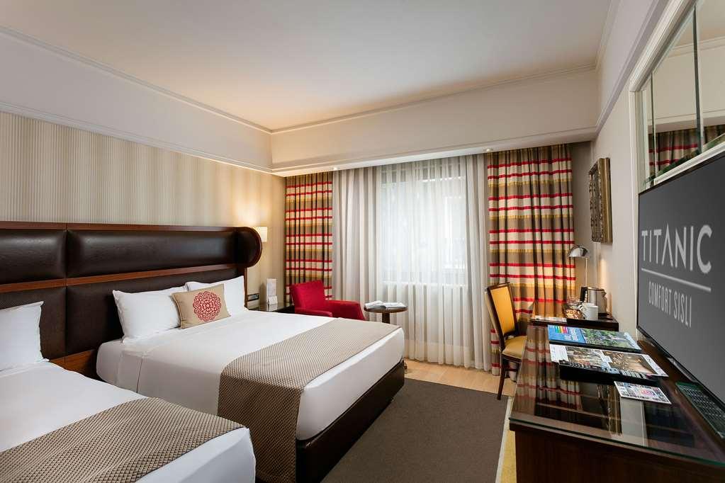 Hotel Titanic Comfort Sisli