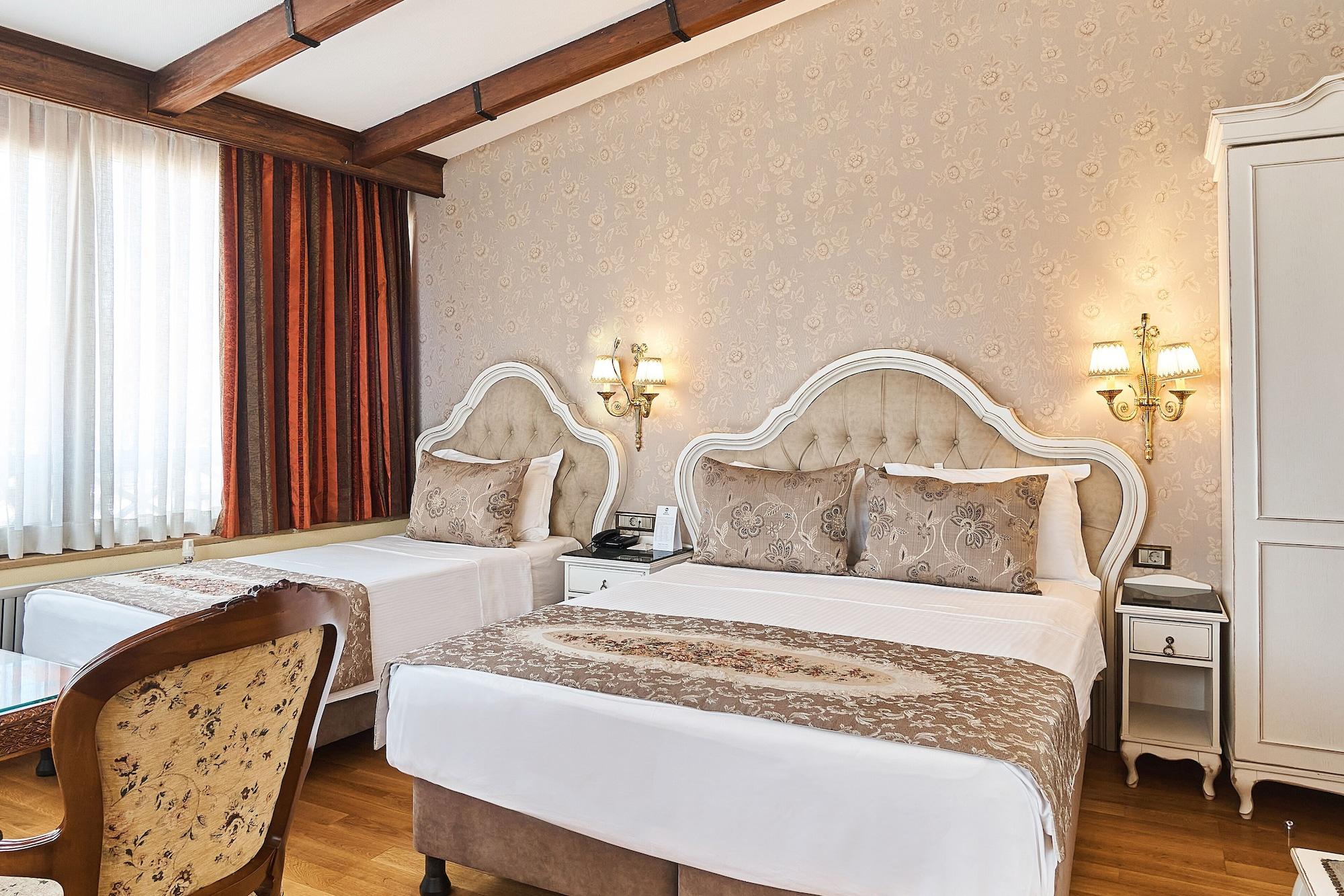 Western Empire Palace & Istanbul