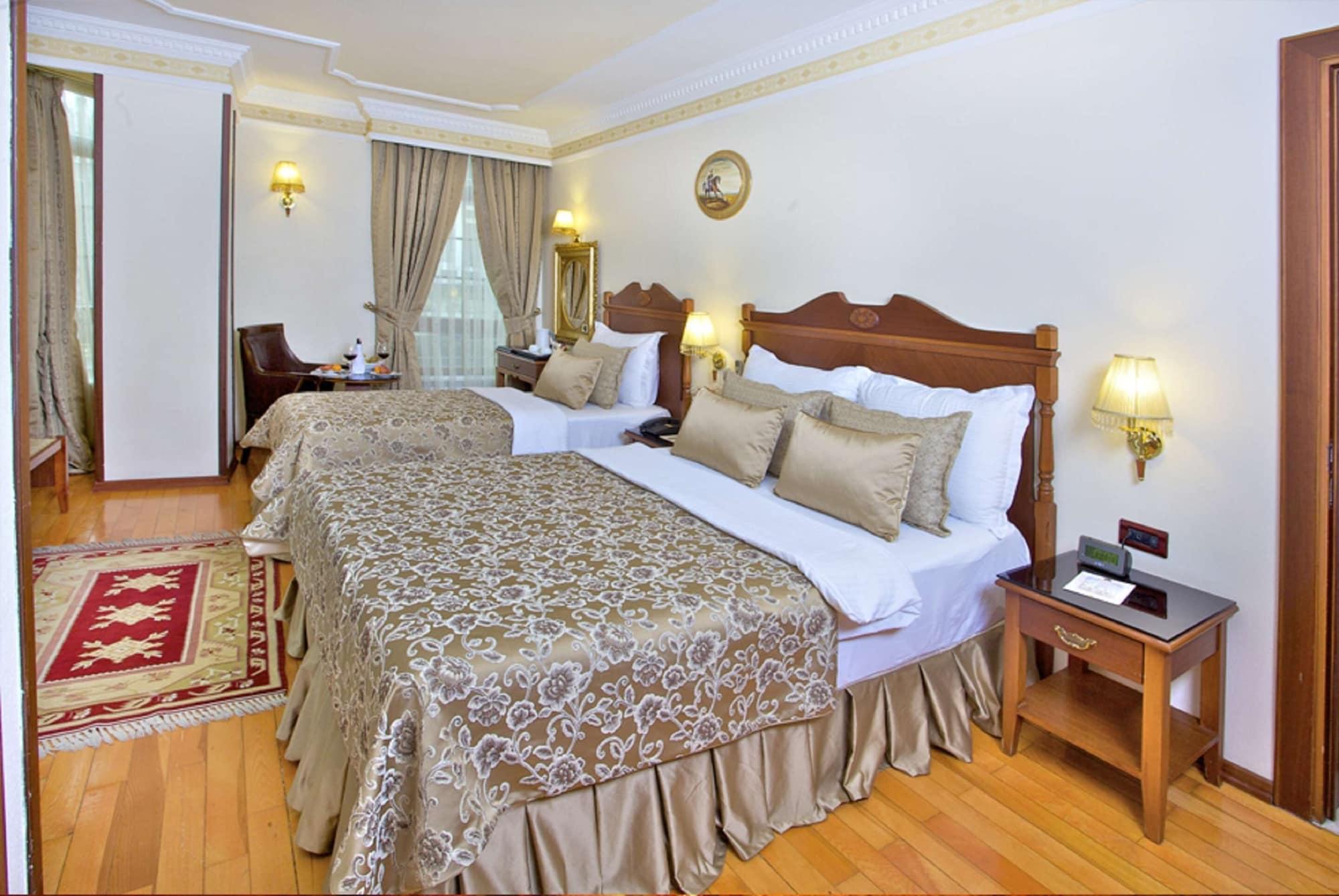 Western Empire Palace & Istanbul