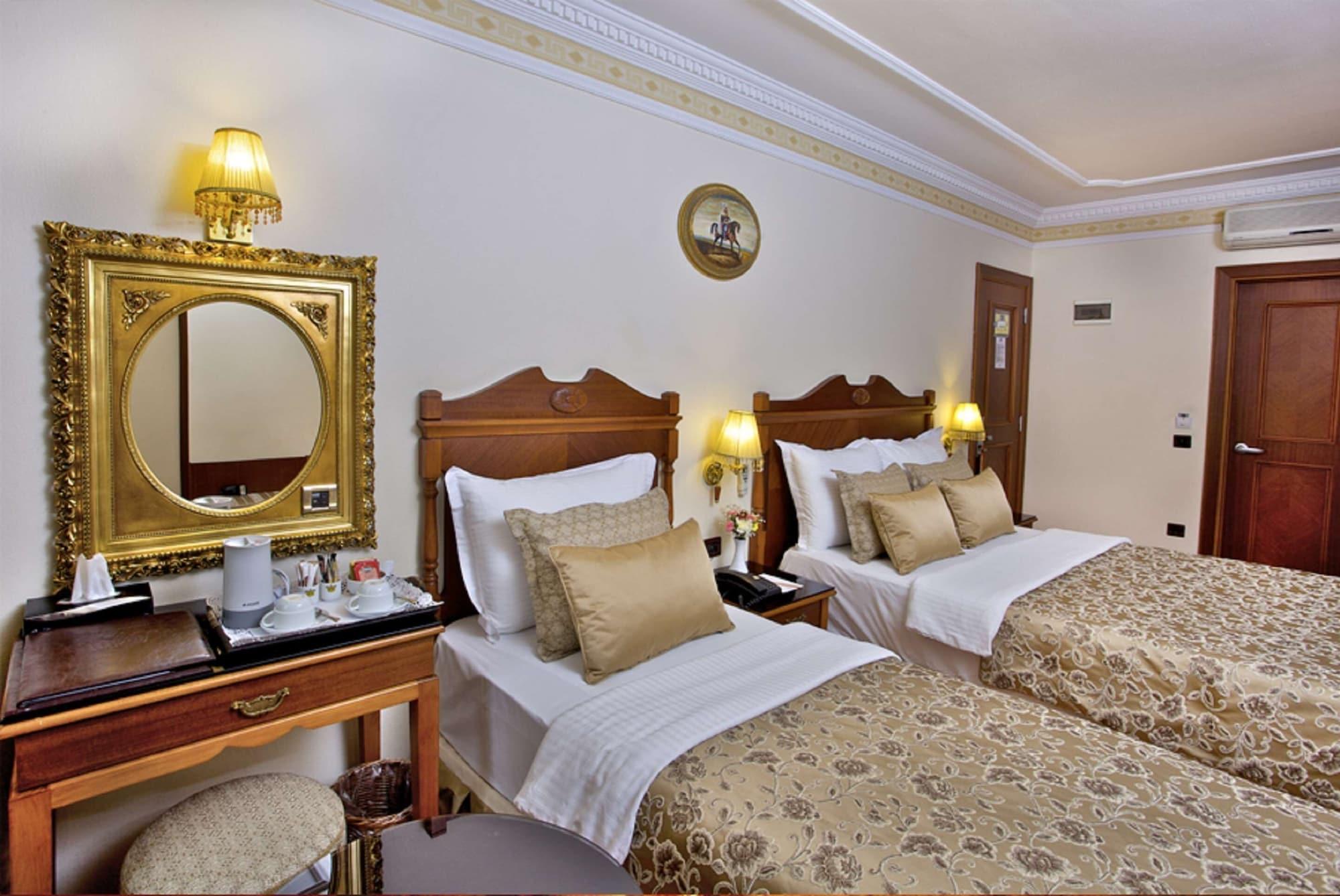 Western Empire Palace & Hotel