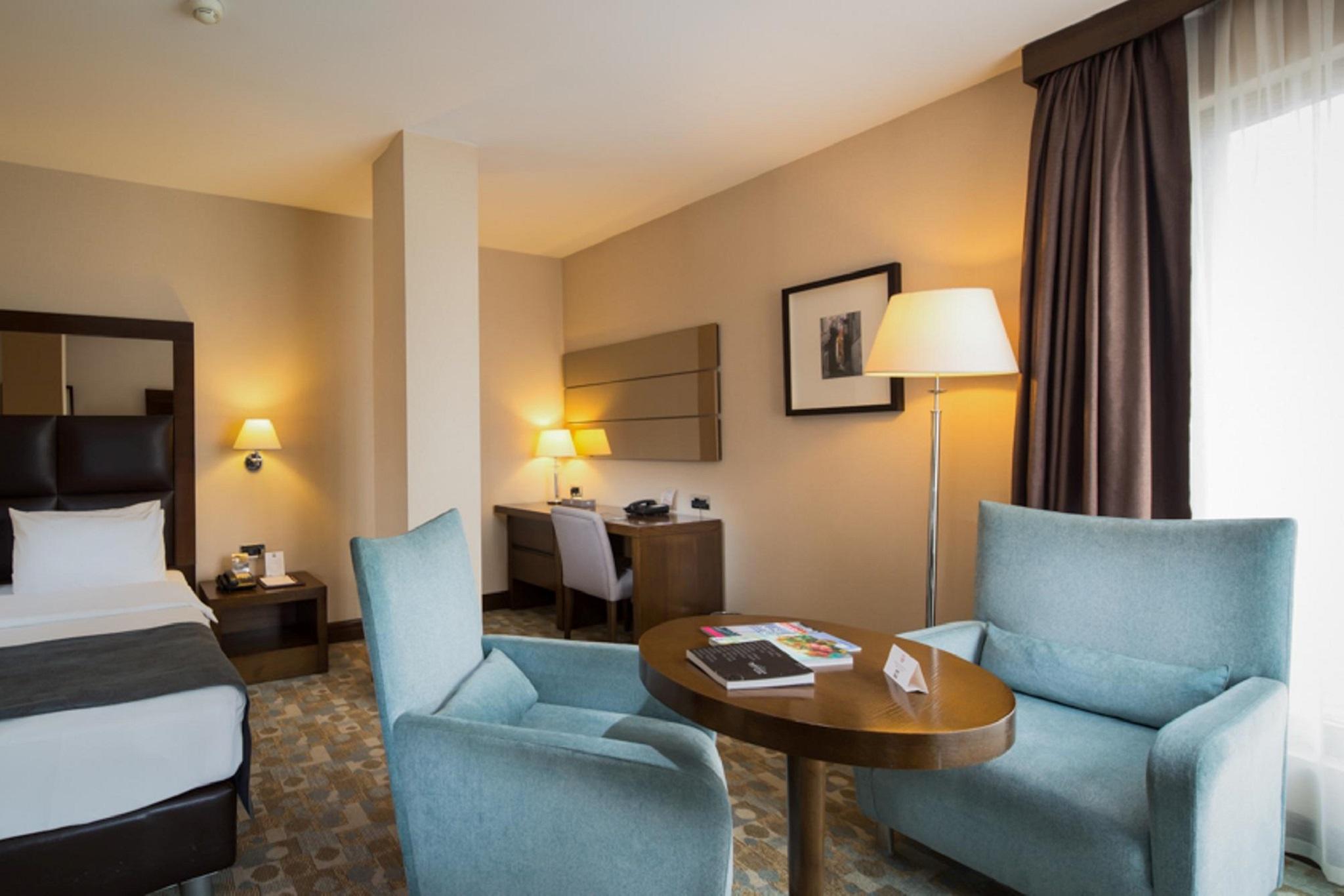 Midtown 4*