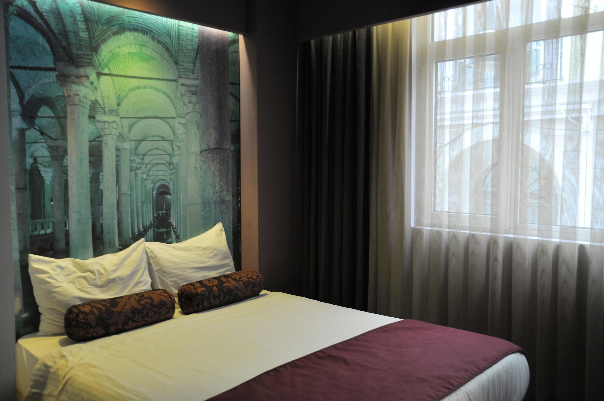 Tulip & Hotel 4*