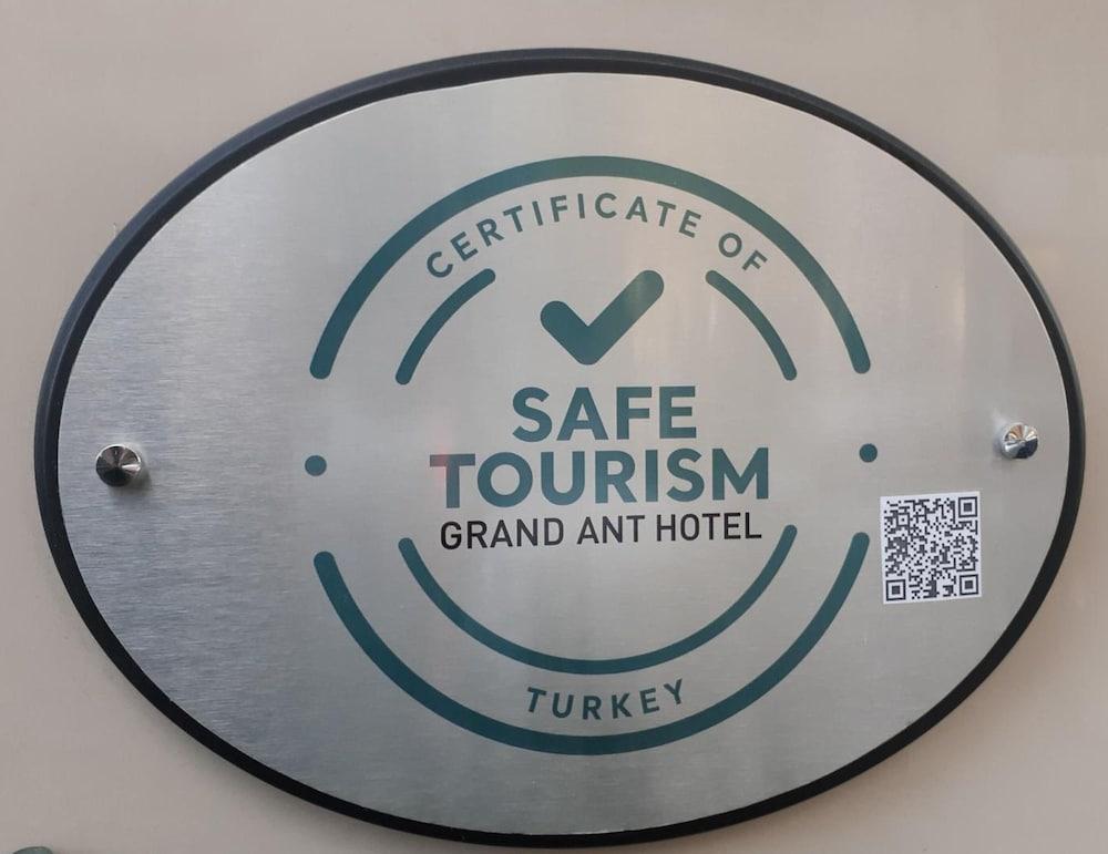 Hotel Grand Ant