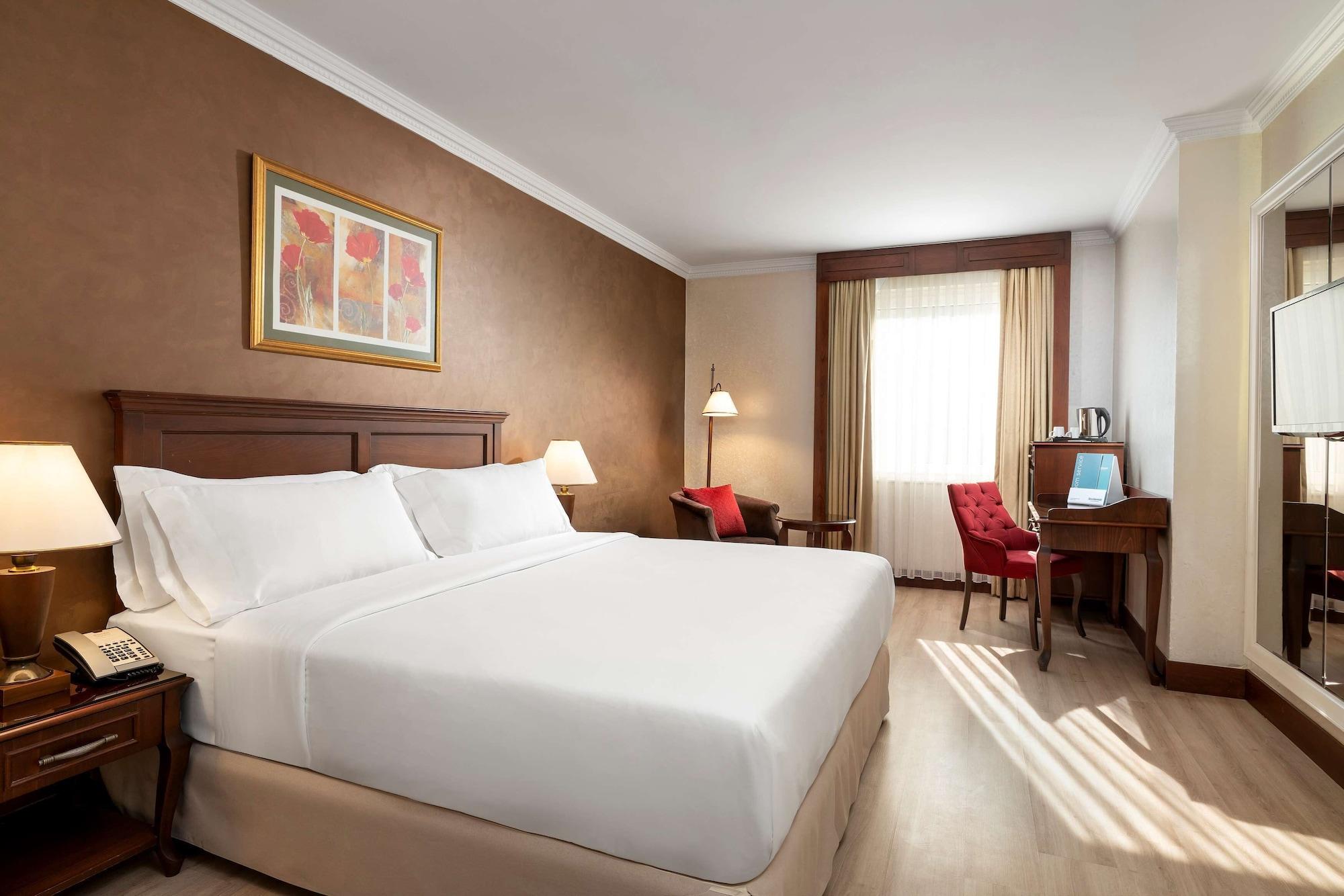 Occidental Taksim 4* Istambul