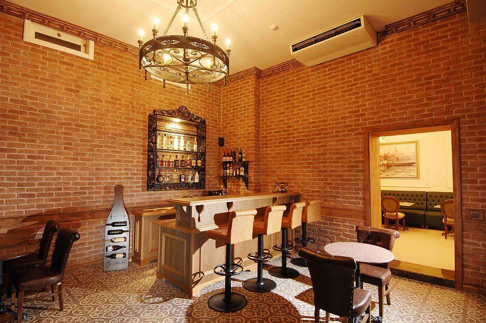 Hotel Darussaade Old - Sultanahmet 4*