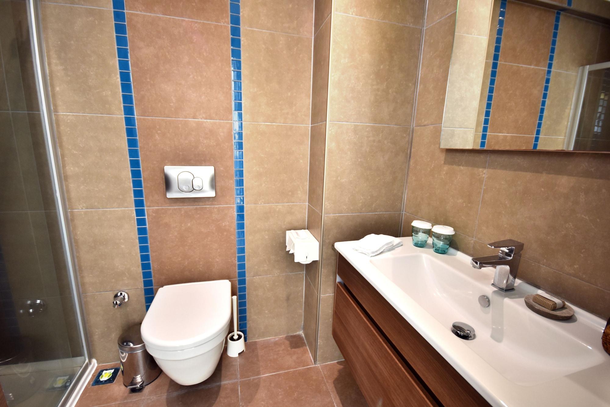 Hotel Elanaz