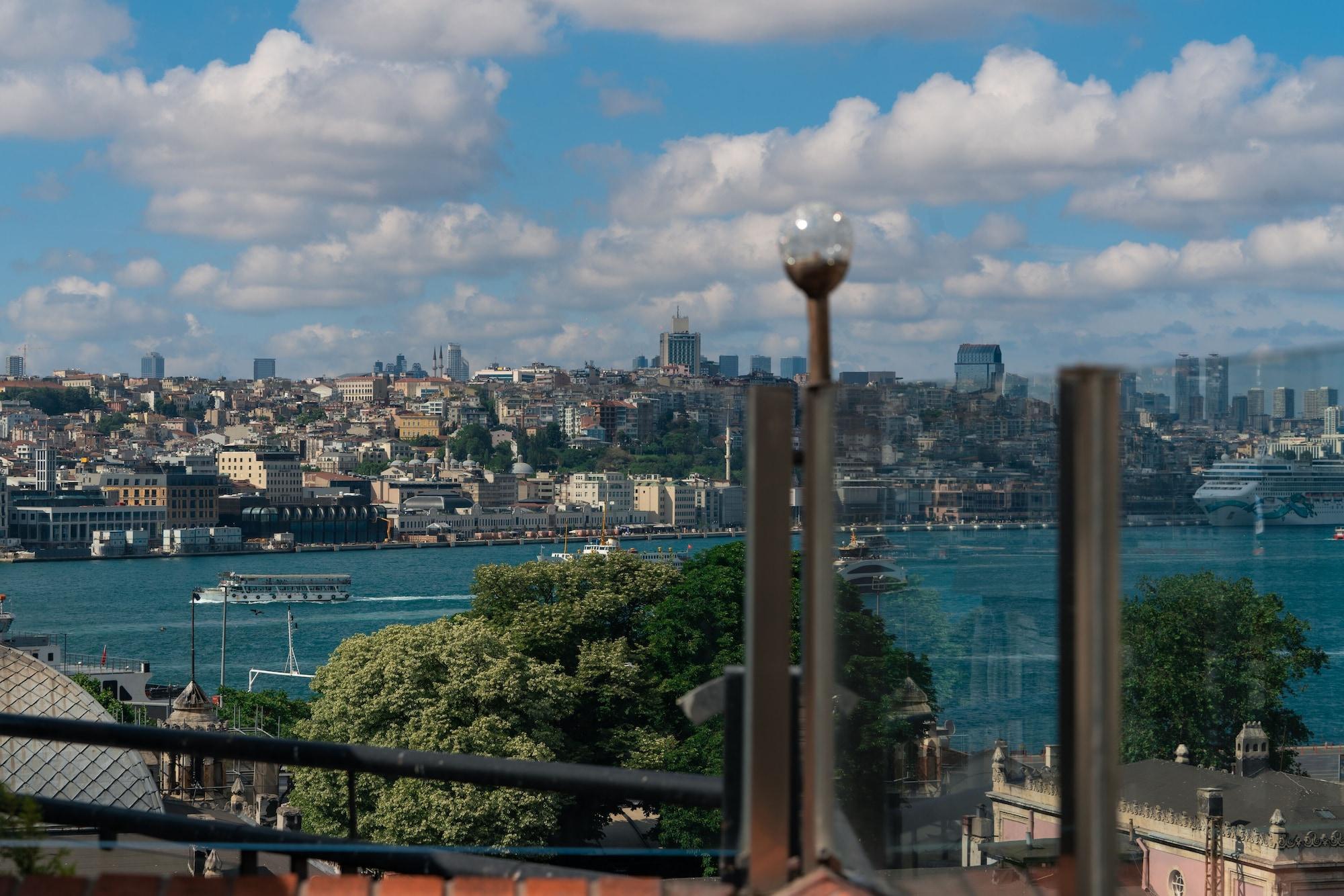 Elanaz Istanbul