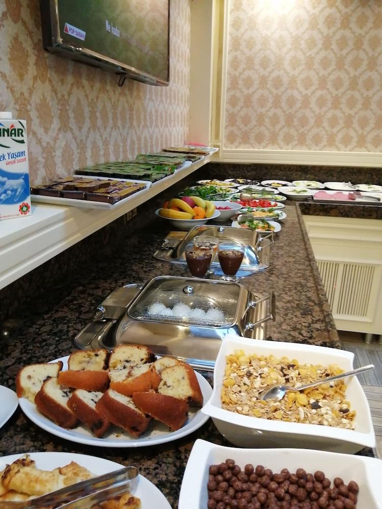 Otel Nayla Palace