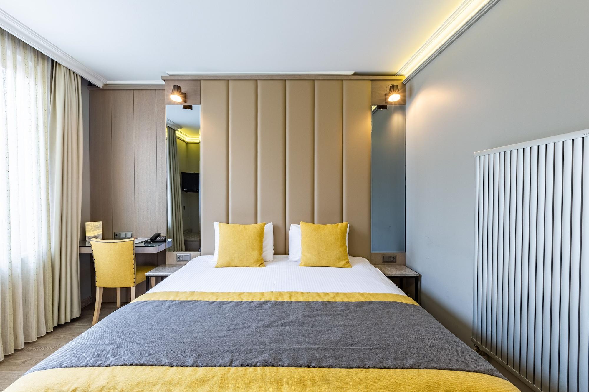 Seraglio & Hotel