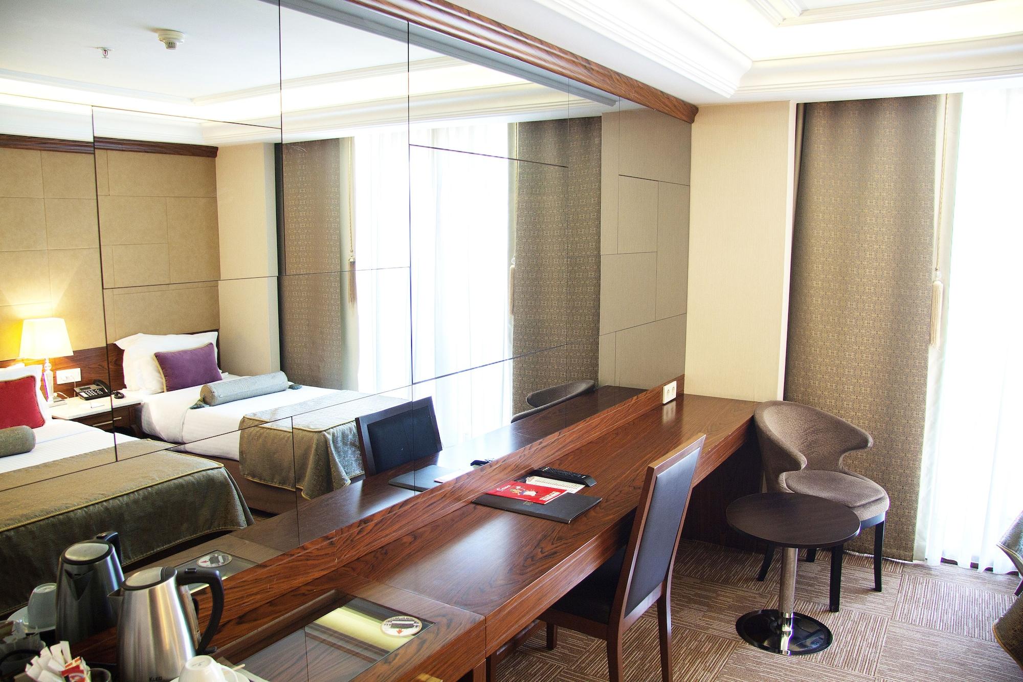 Eurostars Old Hotel 4*