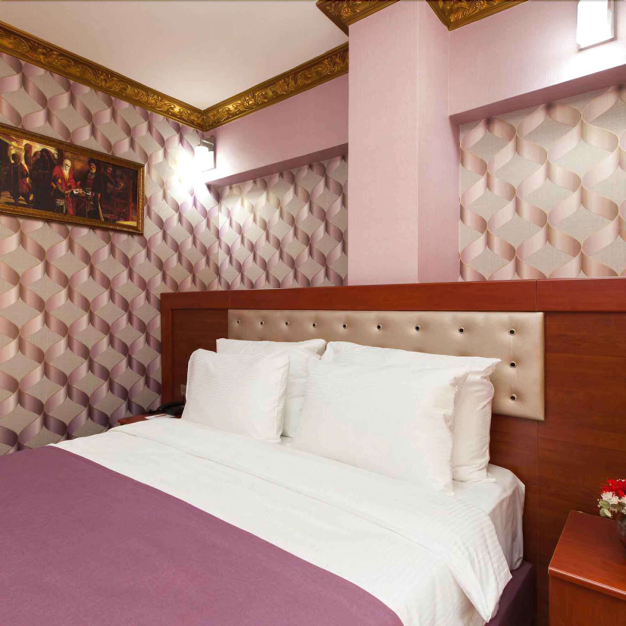 Alrazi Hotel 3*