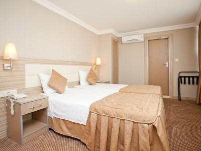 Grand Emin Hotel