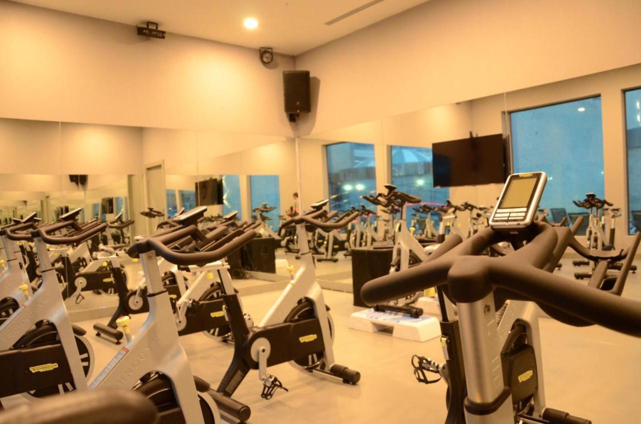 -comfortable Living Space- Fully Equipped -pullman *