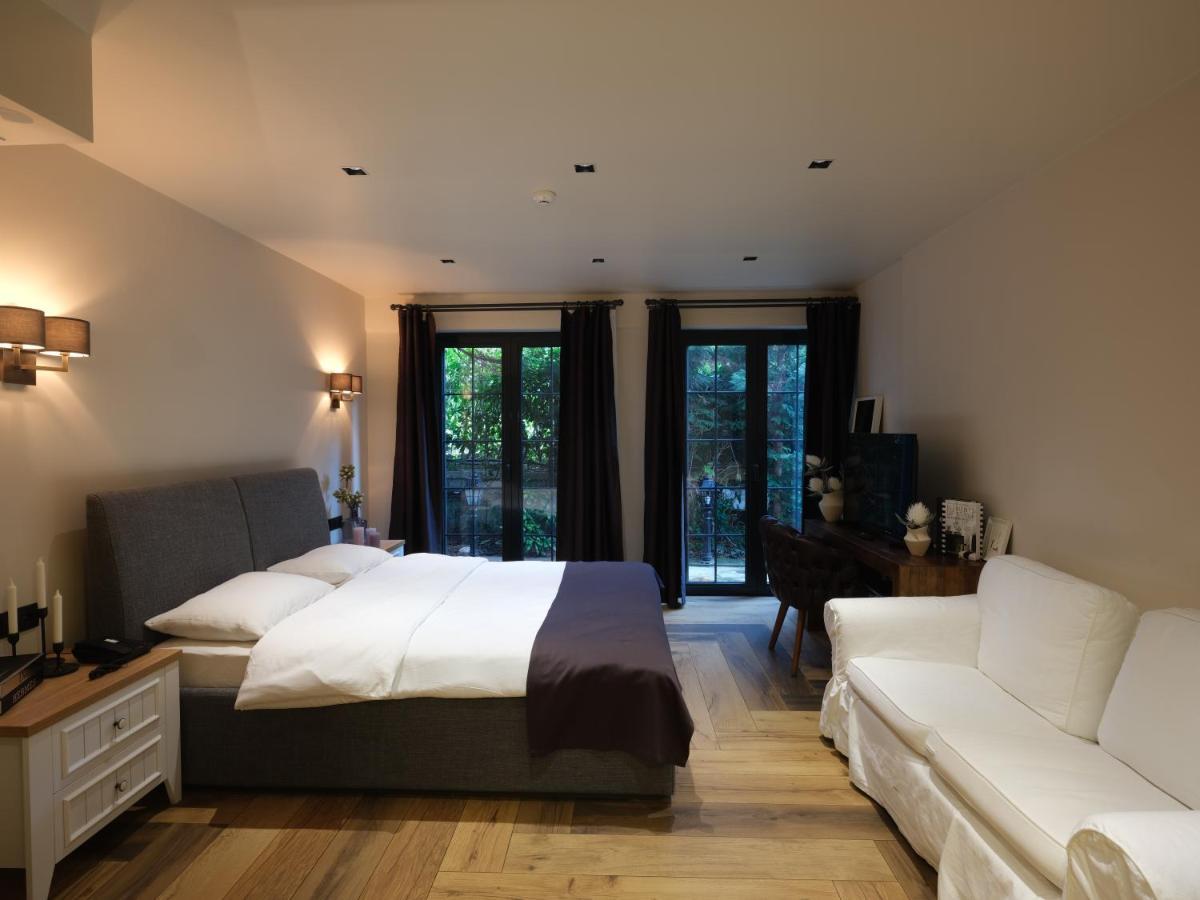Polonez Hotel