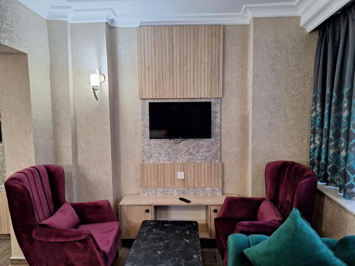 Hotel Lords Mansion 3*