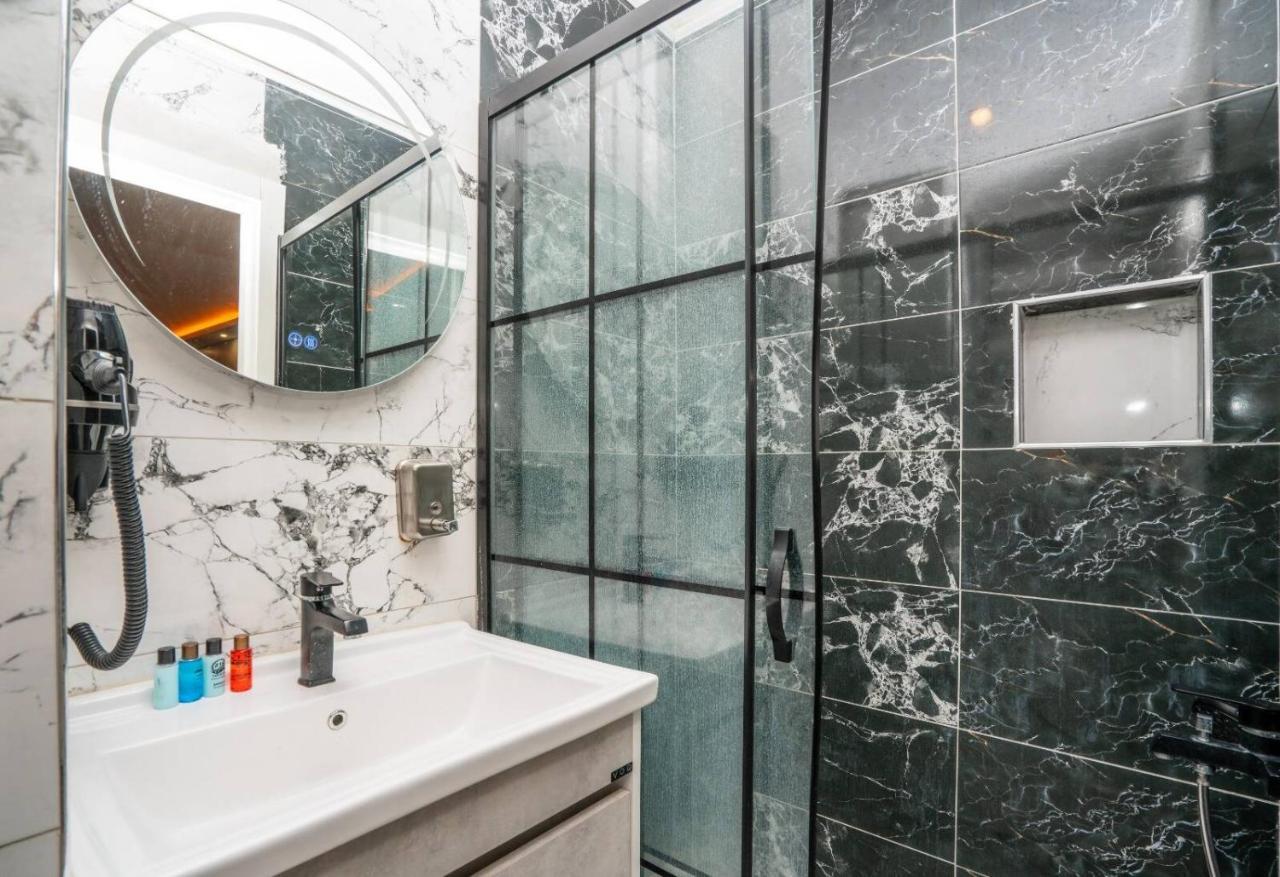 Comfort Hotel 4*