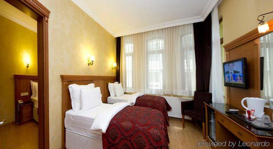 Adonis Palace 3* Istanbul