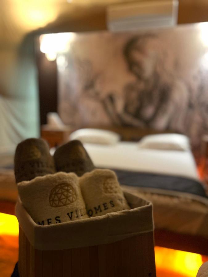 Domes Village Bed & Breakfast