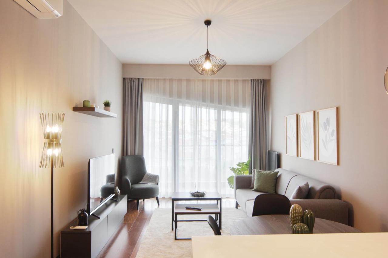 Spacious With Balcony- Tranquil Haven
