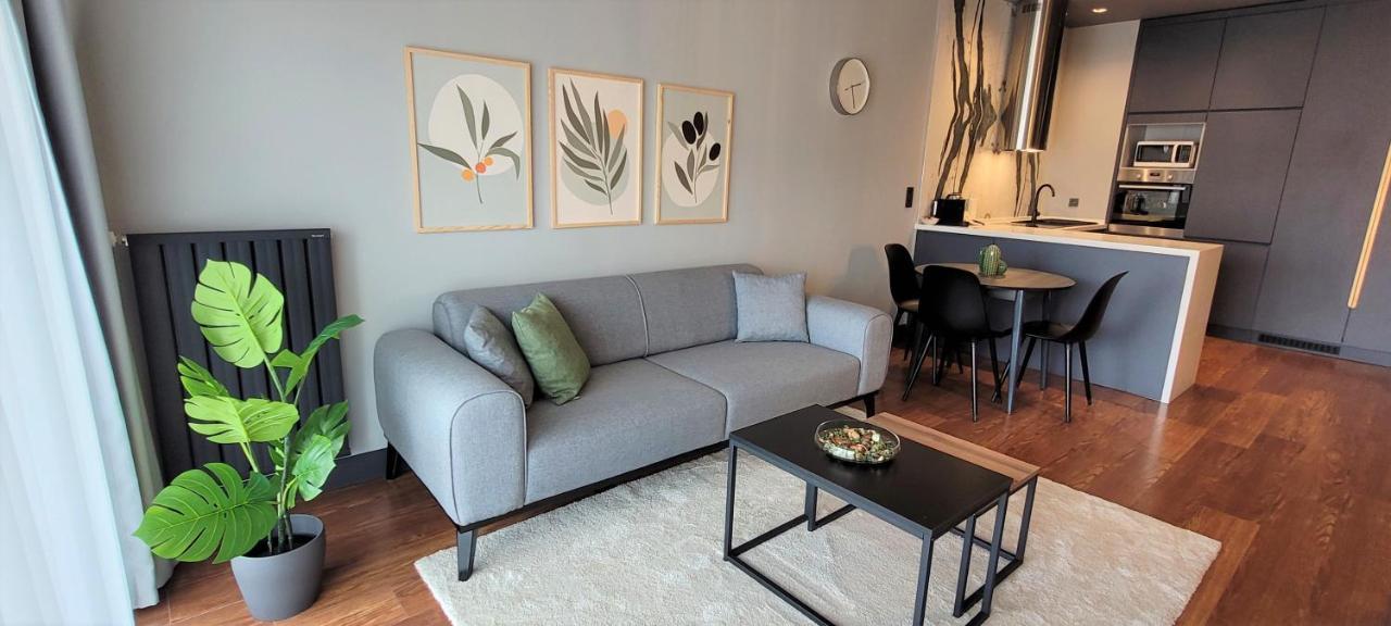 Spacious With Balcony- Tranquil Haven