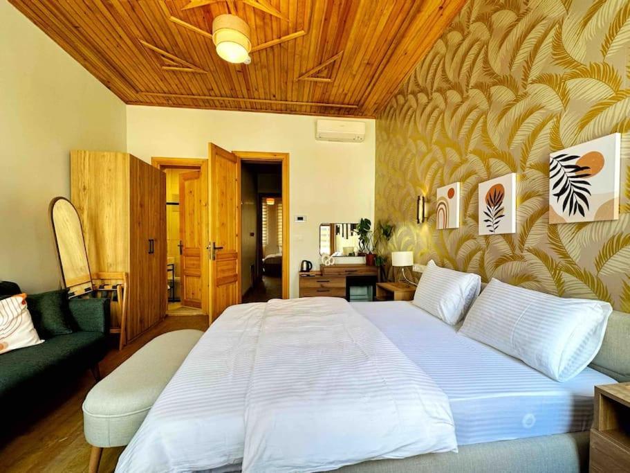 Ferienhaus Refurbished Triplex In Taksim Istanbul