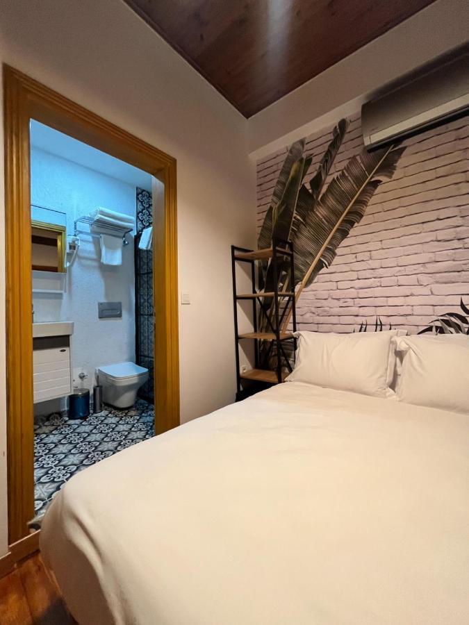 Dimora Kadikoey Hotel *