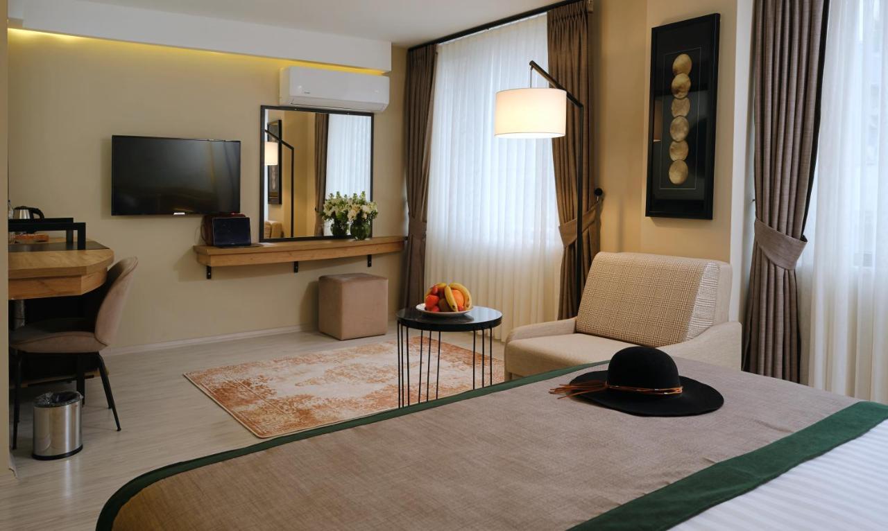 Casa De Port Hotel *