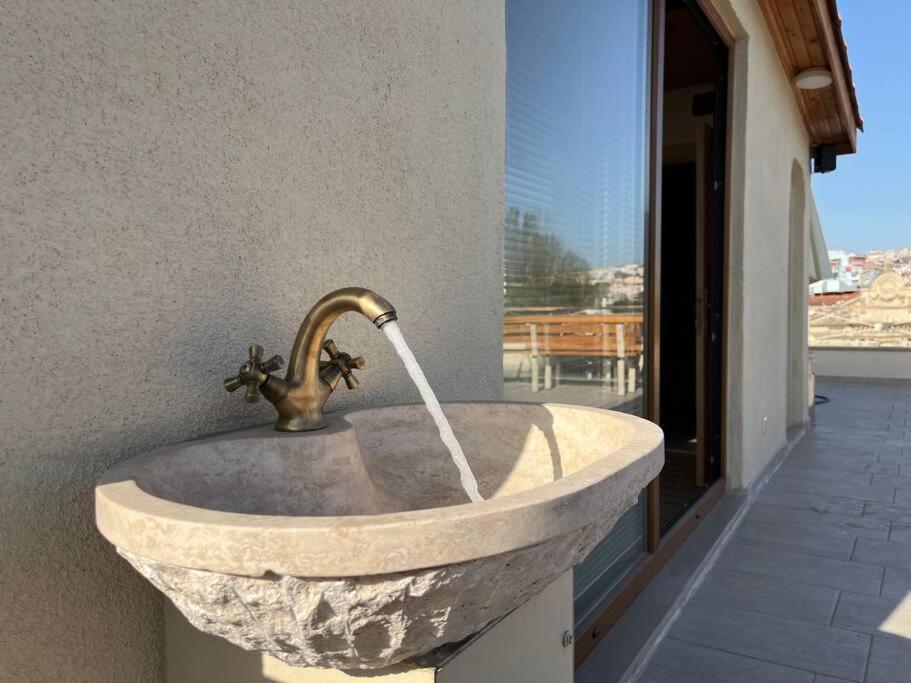 Waterfront Tiny House Bosphorus With Exceptional Terrace Apartamento *