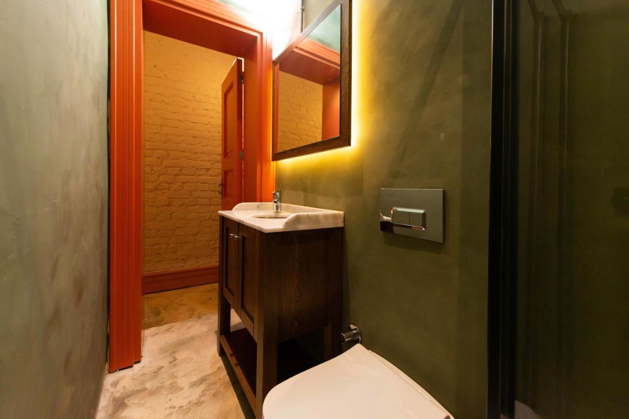 Penelope's Loft: Just Renovated 5br In City Centre Apartment Istanbul