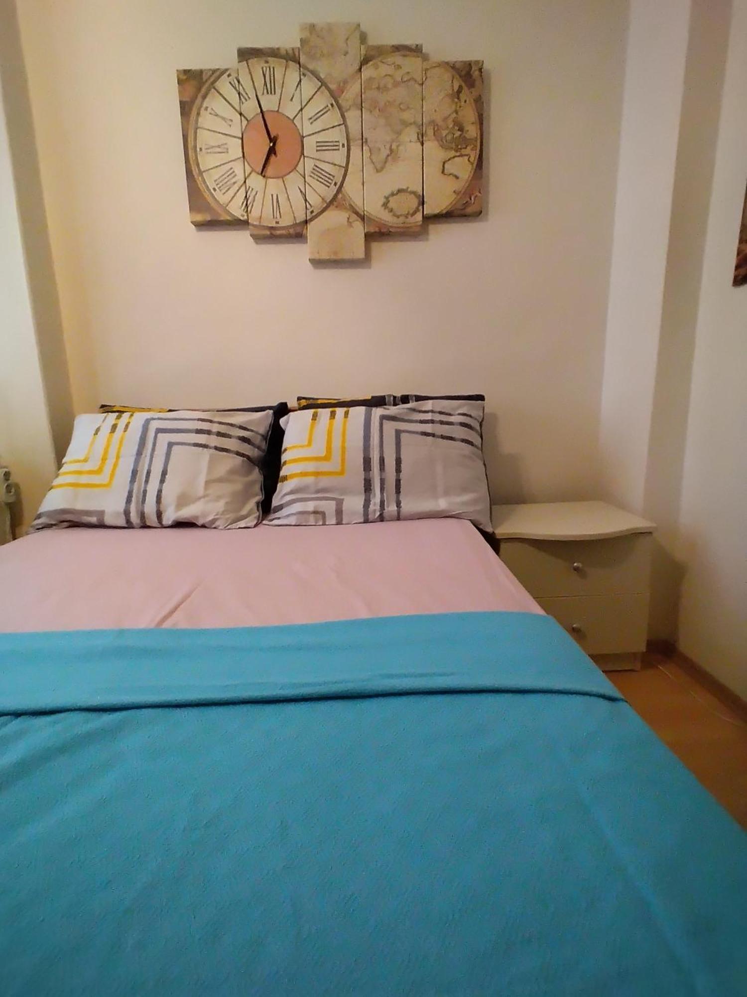 Feeling At In Center 5 Minutes Walk To The Atakoey Metro Station & Metrobus Privatunterkunft Istanbul