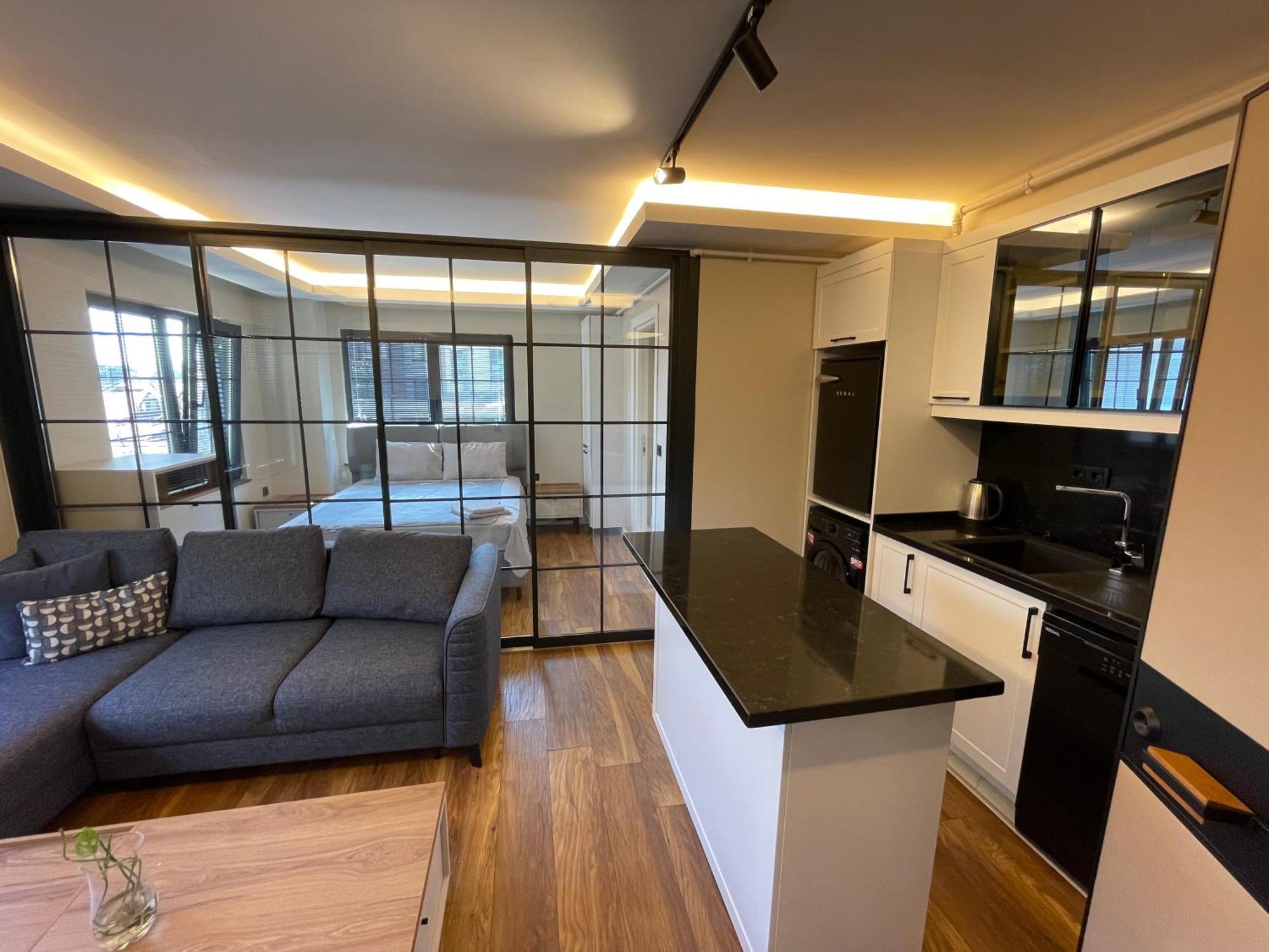 Arc House Apartment