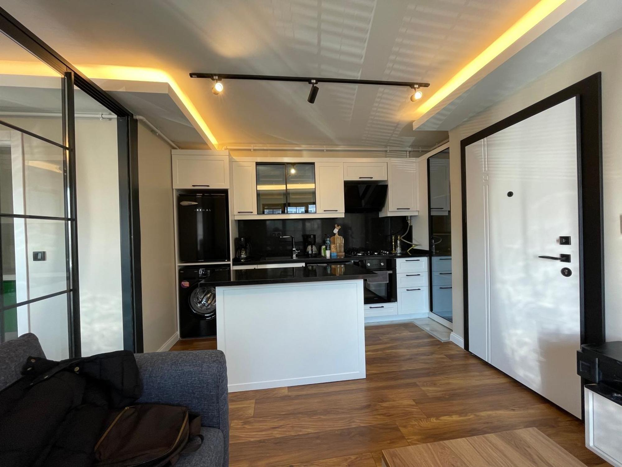 Arc House *