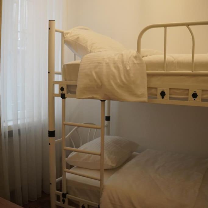 Apartment Galata Kulesi Yakininda Genis 3+1 Tarihi