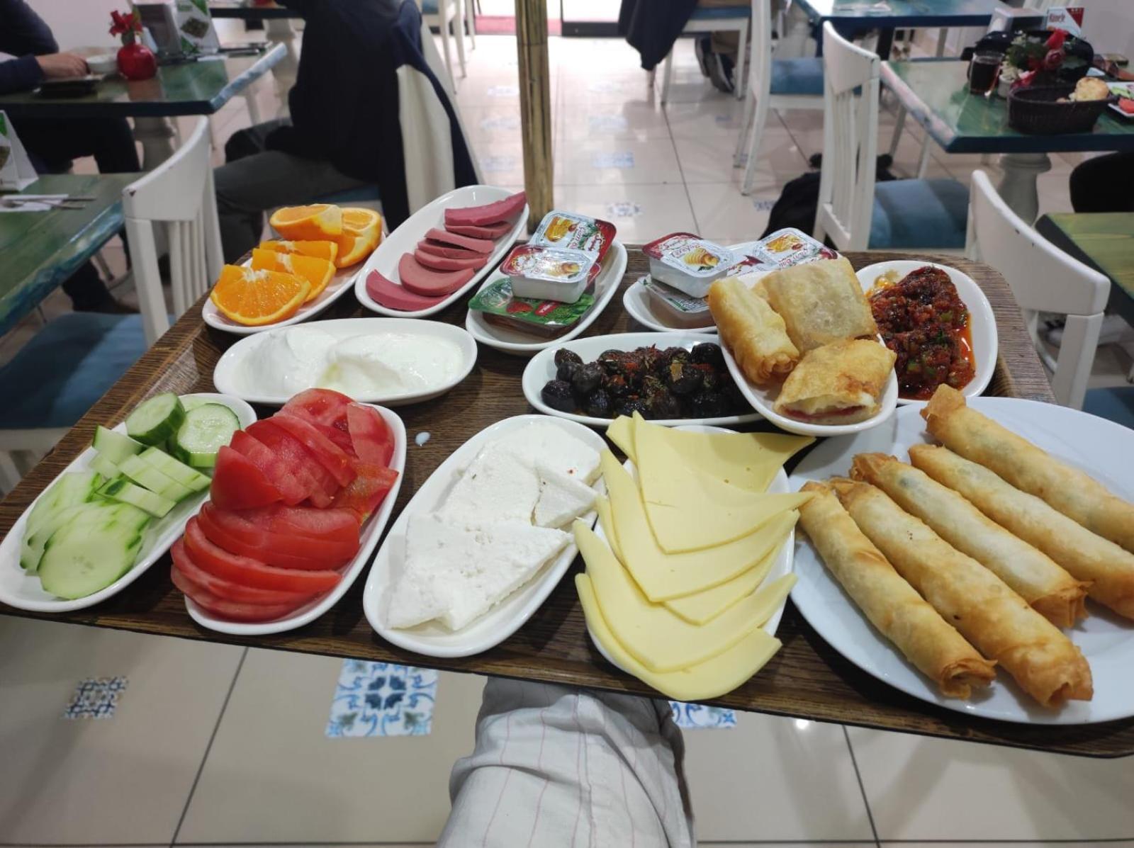Bereket Traveler Hotel