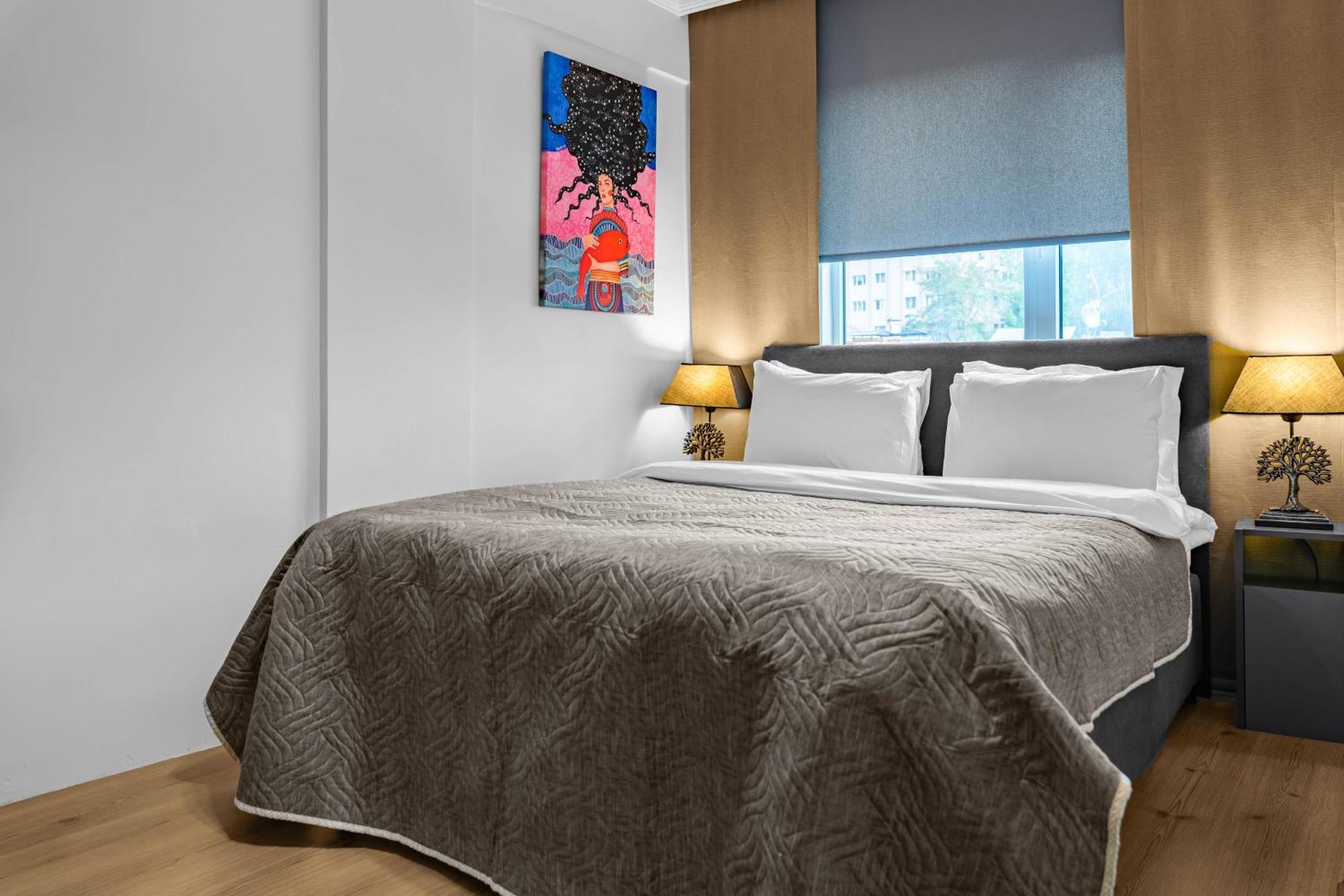 Apartment Bright & Cozy 2br Located In The Heart Of Living Istanbul