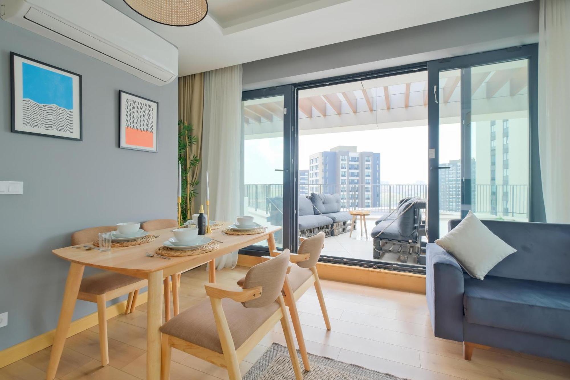 Grand Apartment