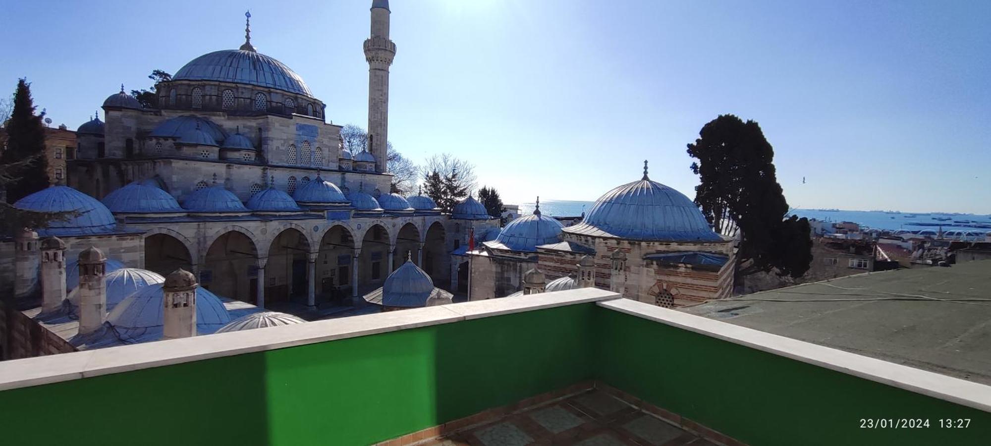 Apartment Nur Deniz Manzarali Istanbul