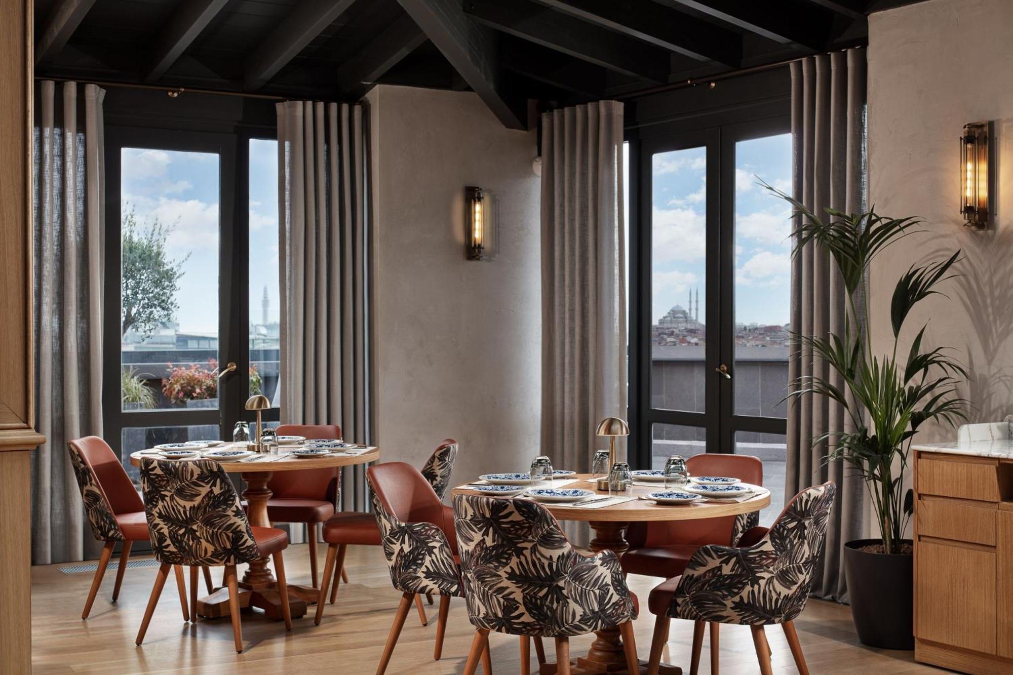 Hotel Adahan Decamondo Pera, Autograph Collection